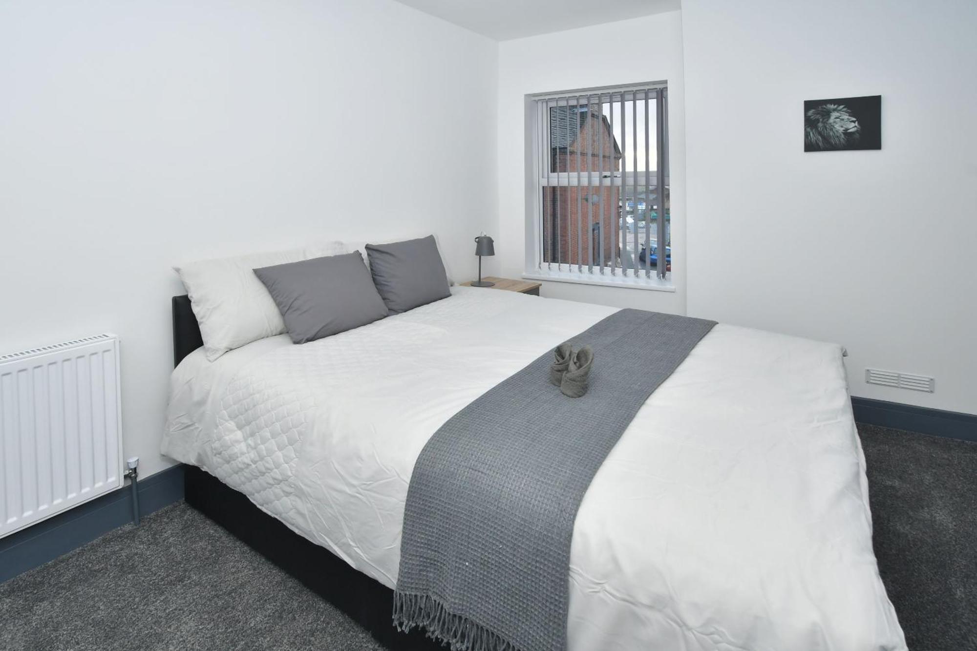 Townhouse @ 24 Brunswick Place Stoke Etruria Eksteriør billede