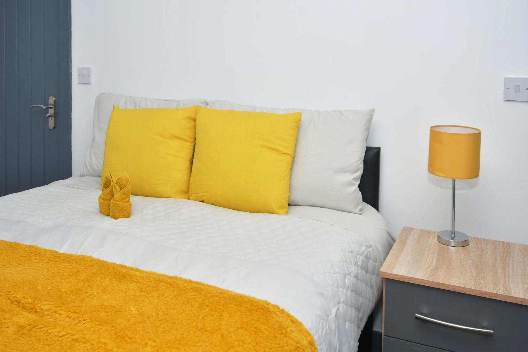 Townhouse @ 24 Brunswick Place Stoke Etruria Eksteriør billede
